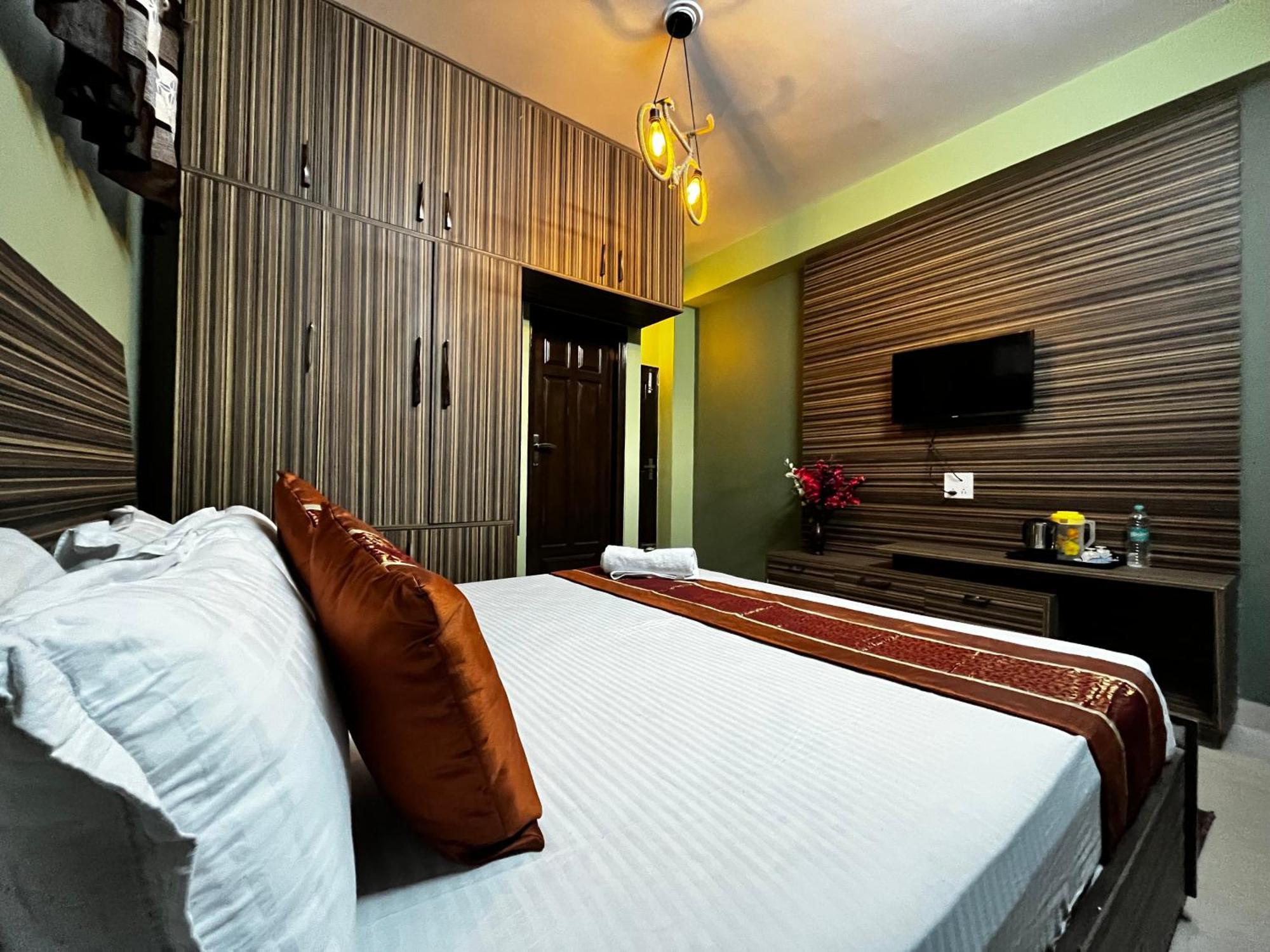 Puri'S Bnb Shimla Ngoại thất bức ảnh