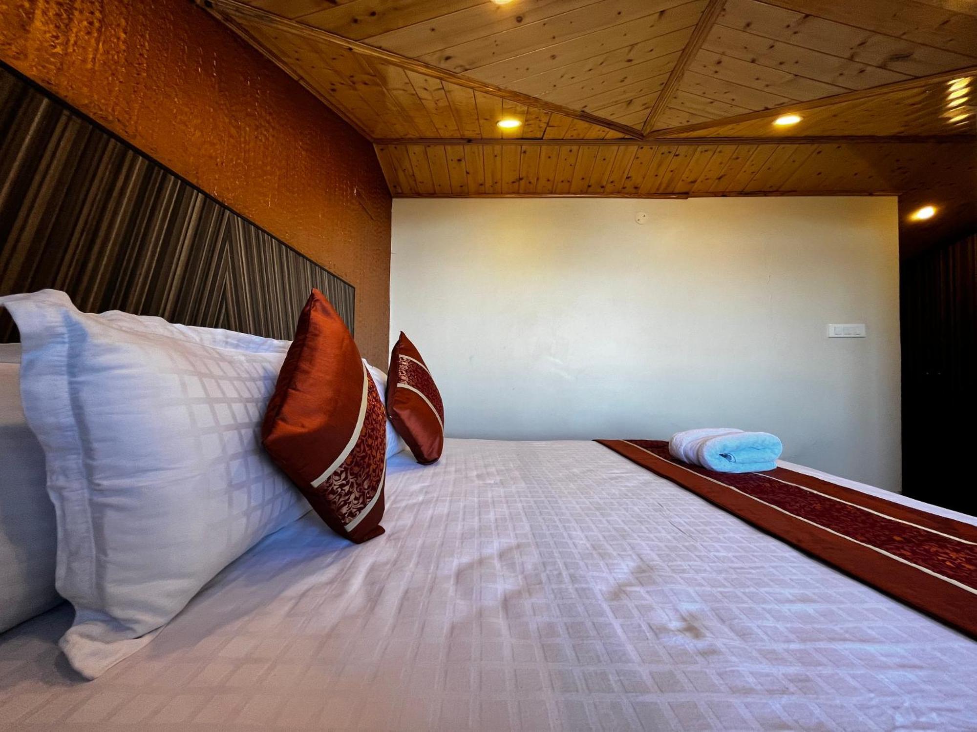 Puri'S Bnb Shimla Ngoại thất bức ảnh