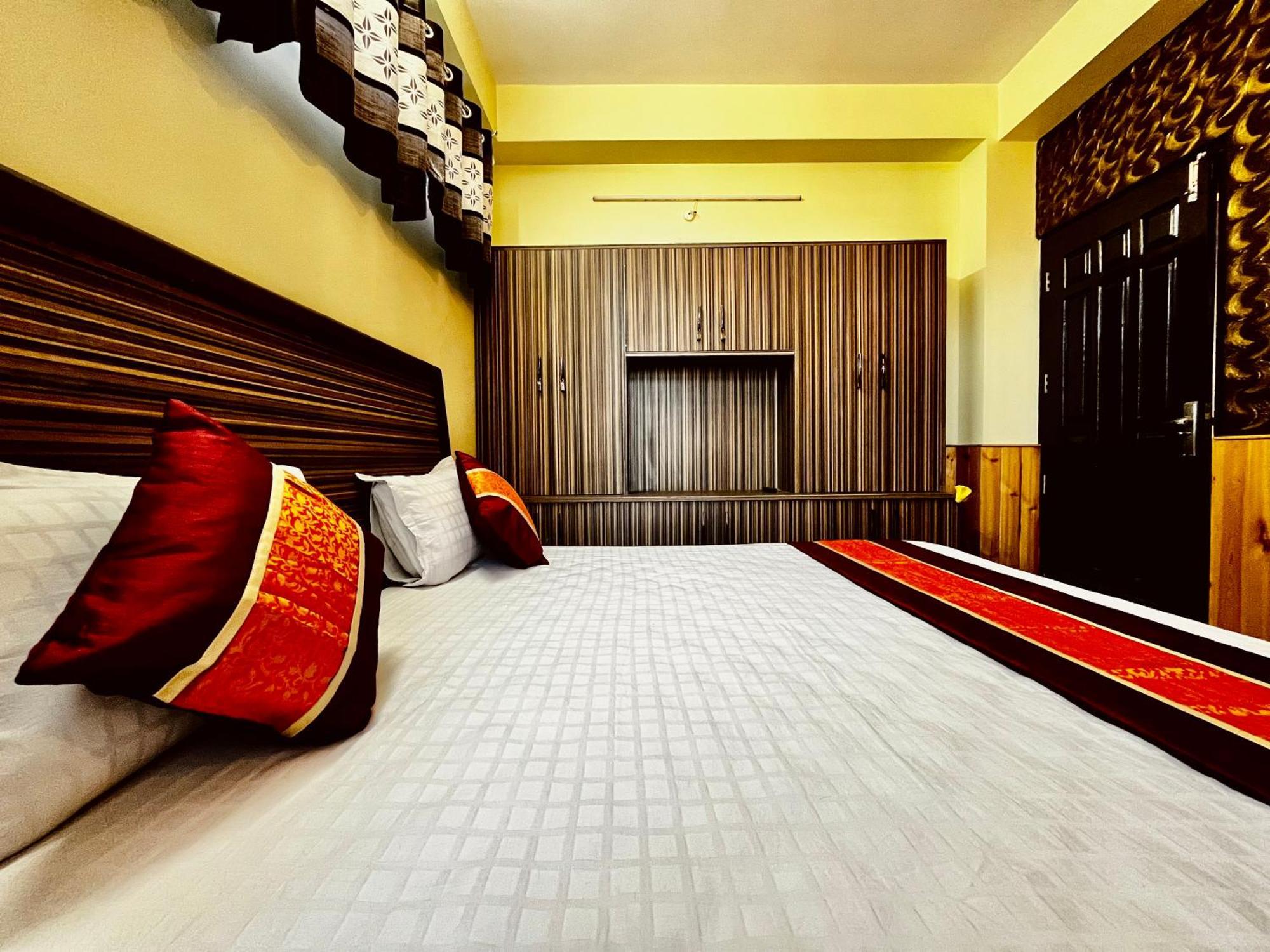 Puri'S Bnb Shimla Ngoại thất bức ảnh