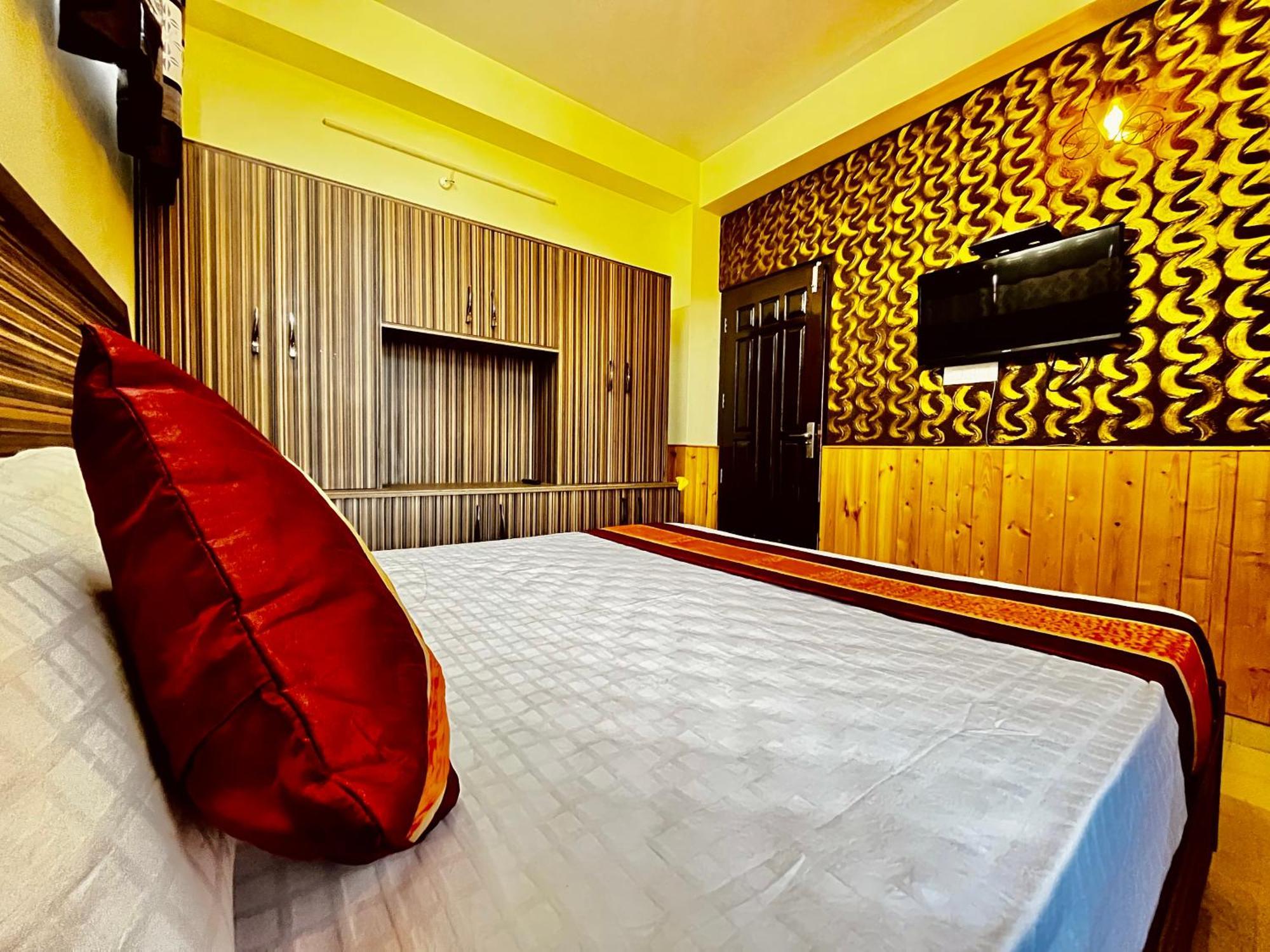 Puri'S Bnb Shimla Ngoại thất bức ảnh